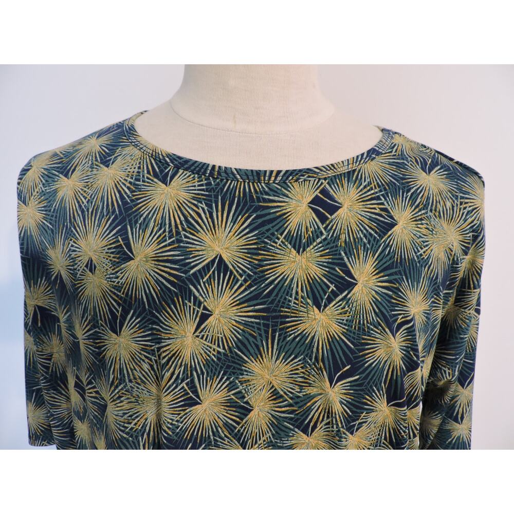 Lula Roe Tunic Top Size L-XL